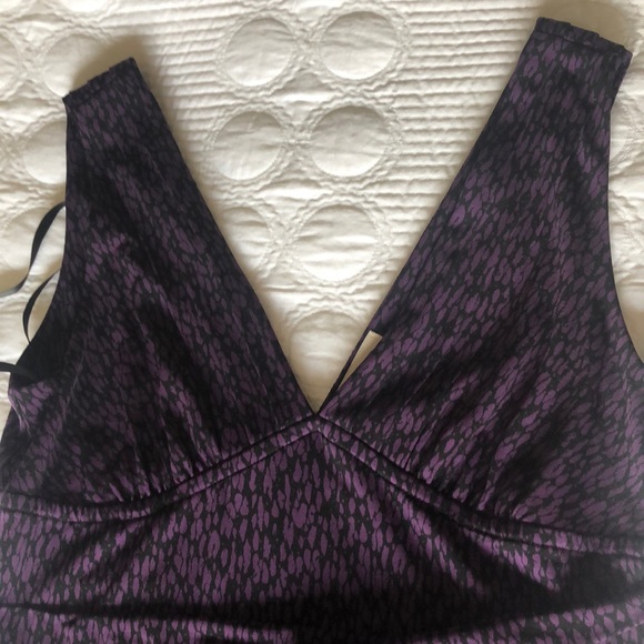 Dress - Picture 4 of 7